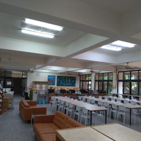 圖書館一樓