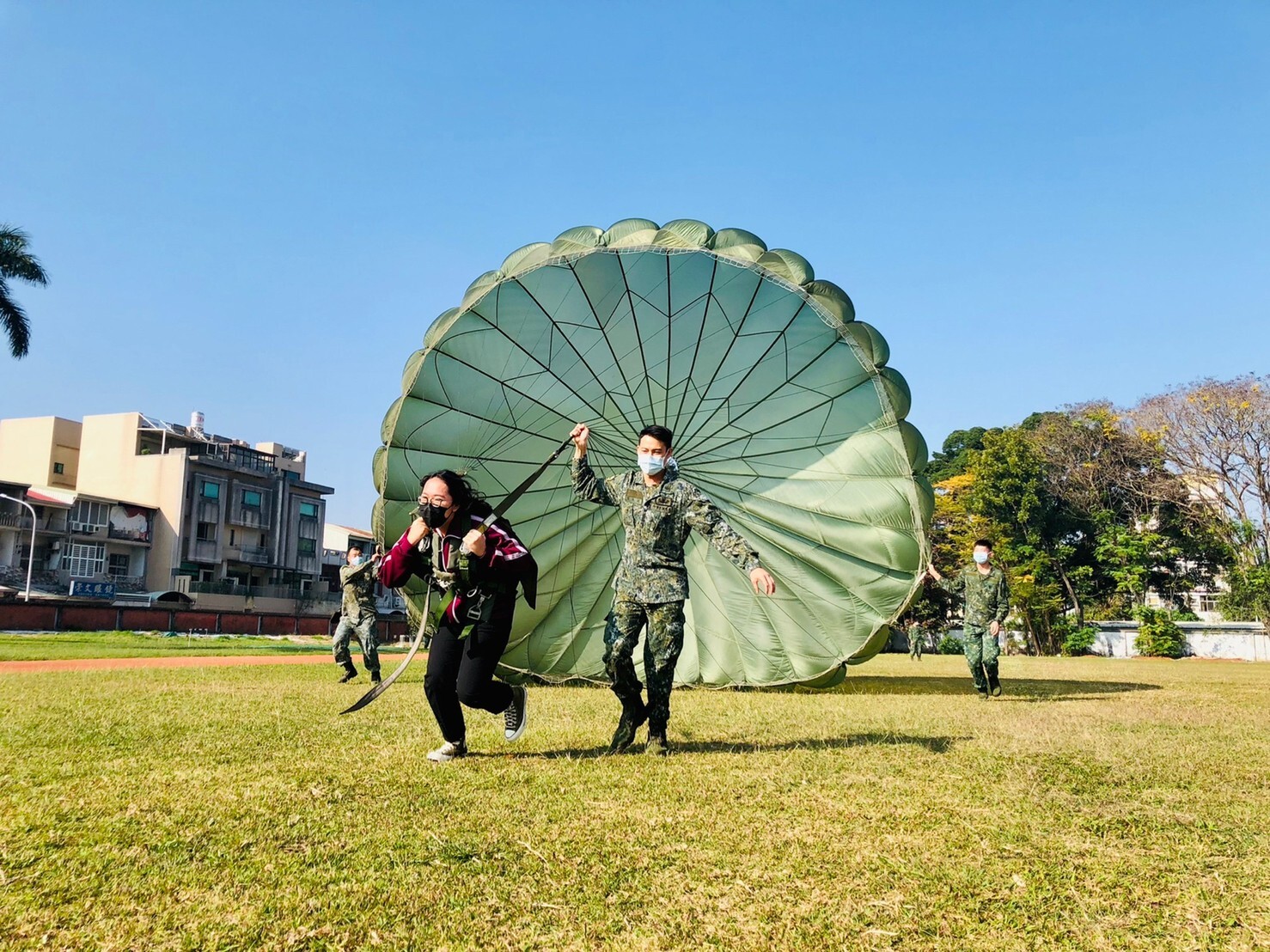 高二降落傘體驗